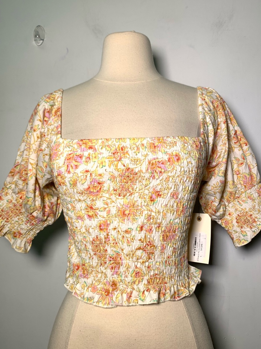 Billabong NWT Coastal Sands knit top Puff Sleeve Floral Smocked Blouse Top SZ L